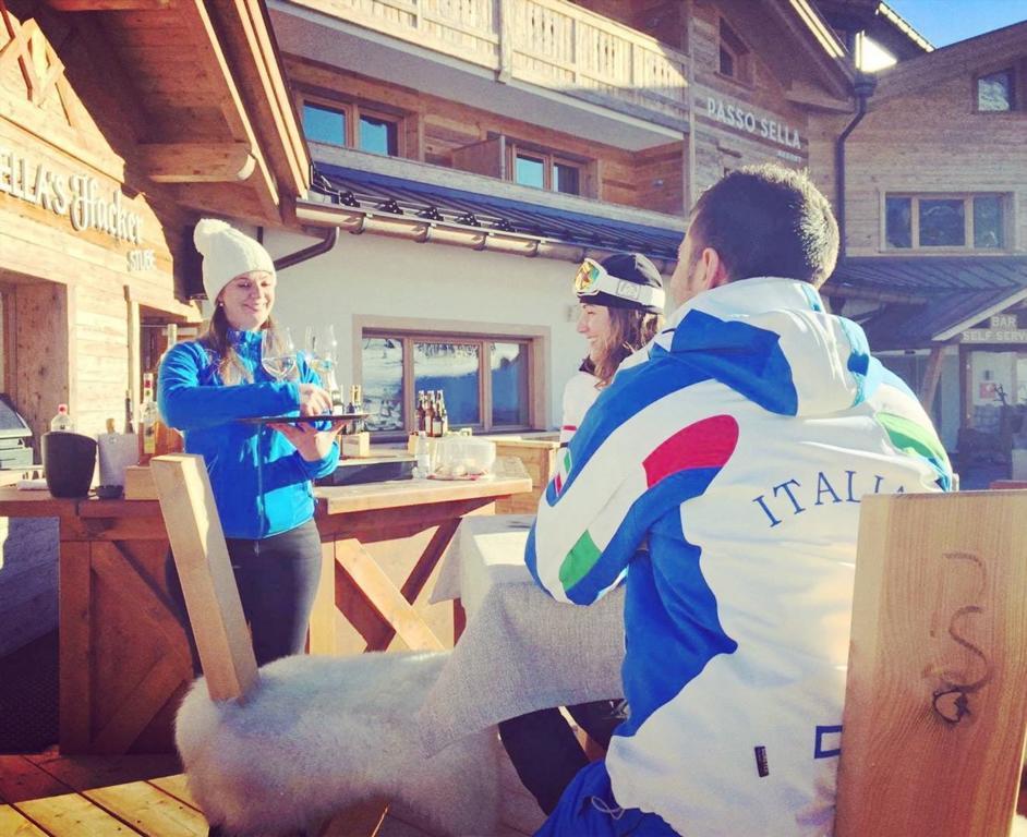 Passo Sella Dolomiti Mountain Resort Сельва-ди-Валь-Гардена Экстерьер фото