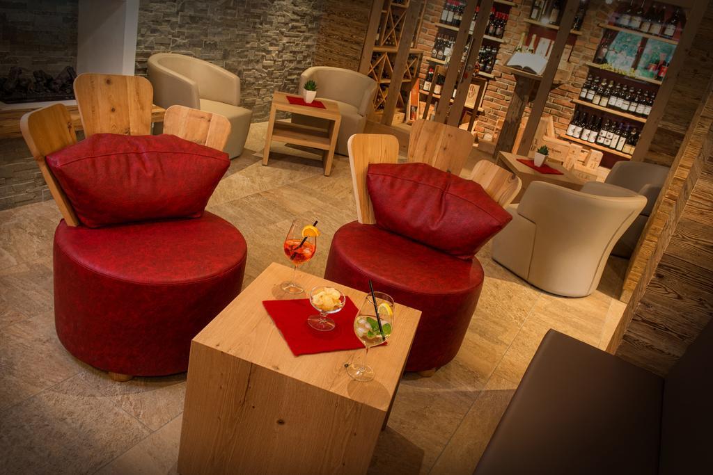 Passo Sella Dolomiti Mountain Resort Сельва-ди-Валь-Гардена Экстерьер фото